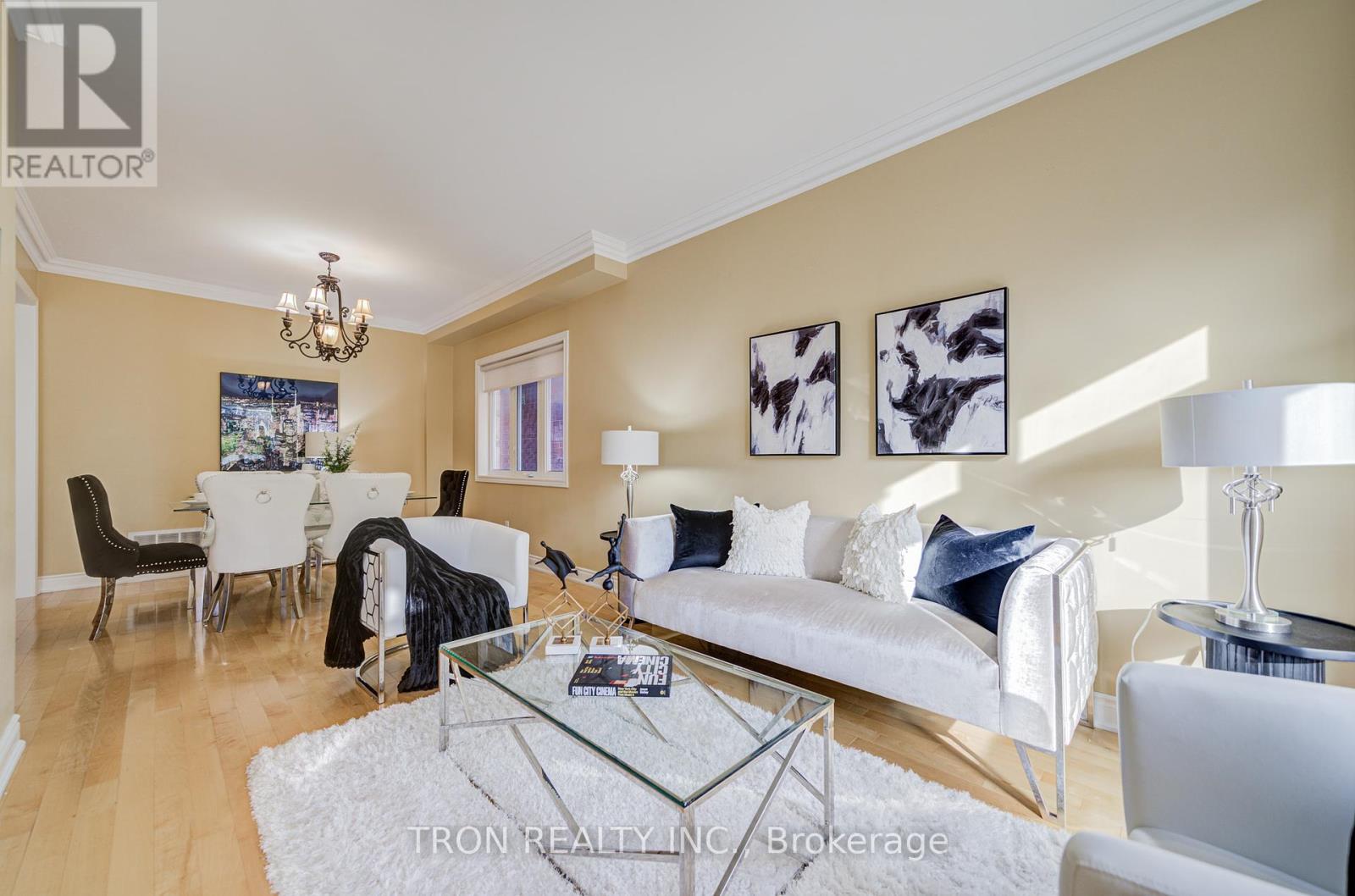 454 The Bridle Walk, Markham, Ontario  L6C 2Y3 - Photo 7 - N12408418