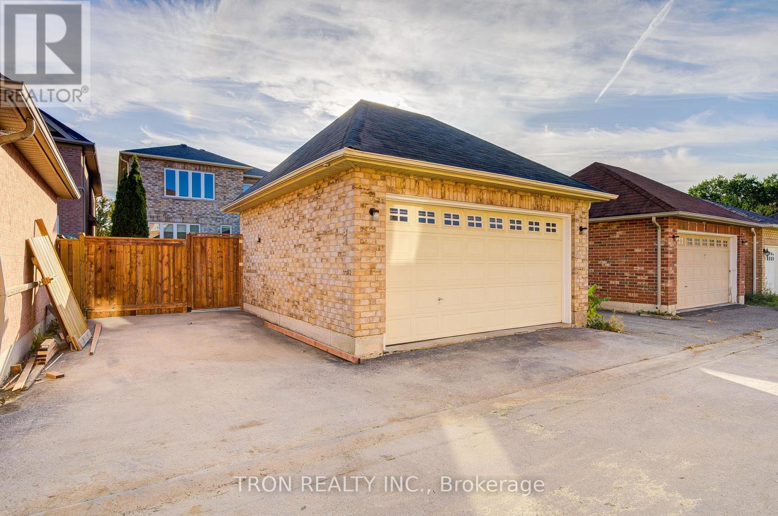 454 The Bridle Walk, Markham, Ontario  L6C 2Y3 - Photo 49 - N12408418