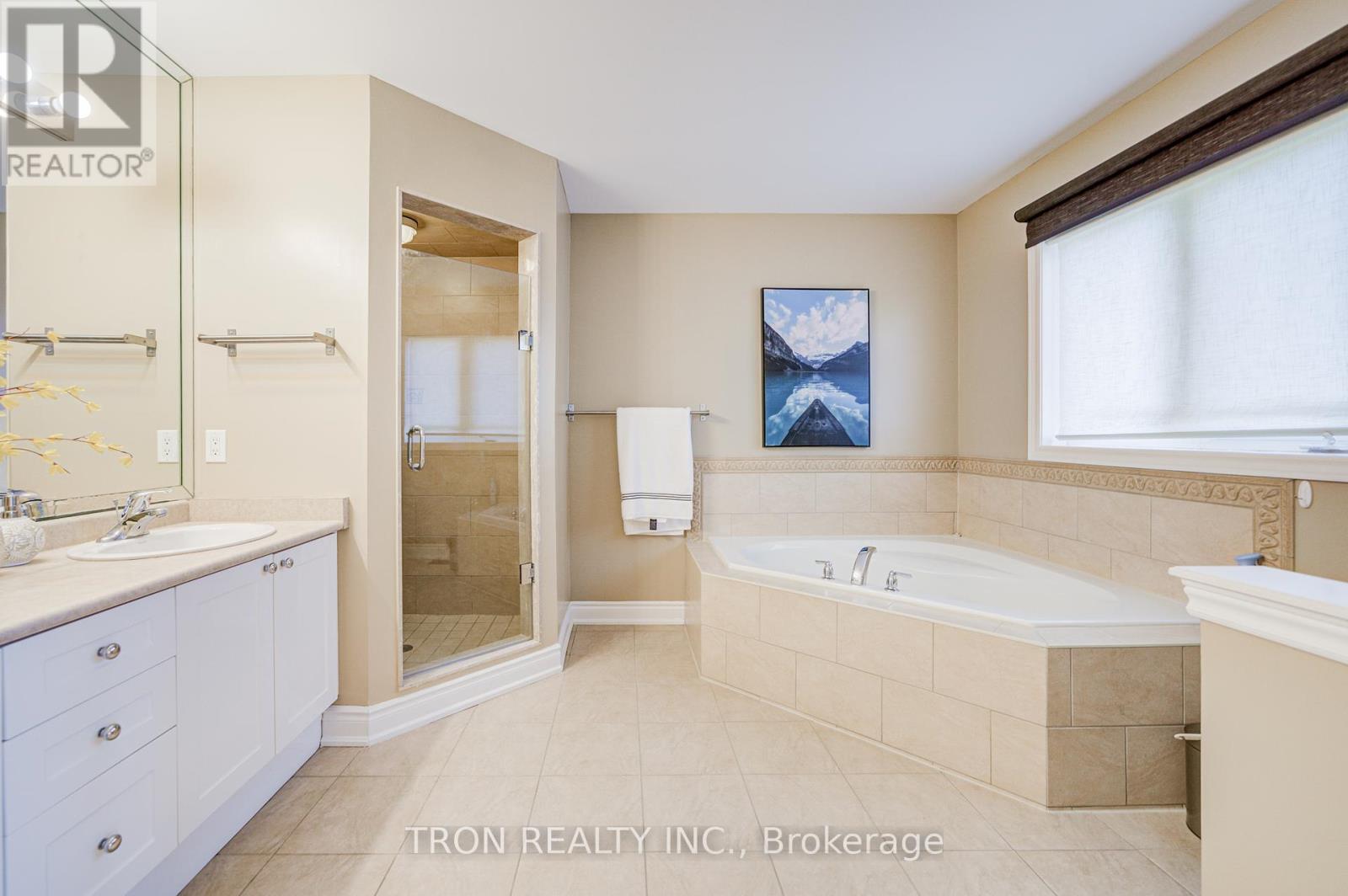 454 The Bridle Walk, Markham, Ontario  L6C 2Y3 - Photo 39 - N12408418