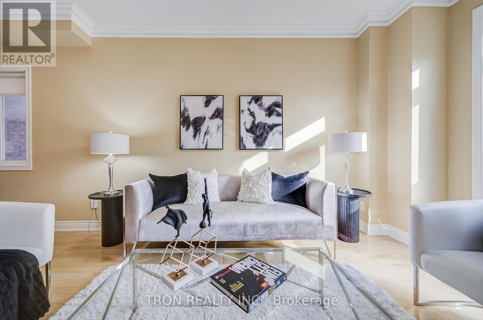 454 The Bridle Walk, Markham, Ontario  L6C 2Y3 - Photo 8 - N12408418