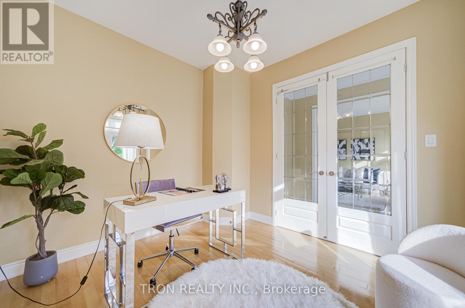 454 The Bridle Walk, Markham, Ontario  L6C 2Y3 - Photo 6 - N12408418