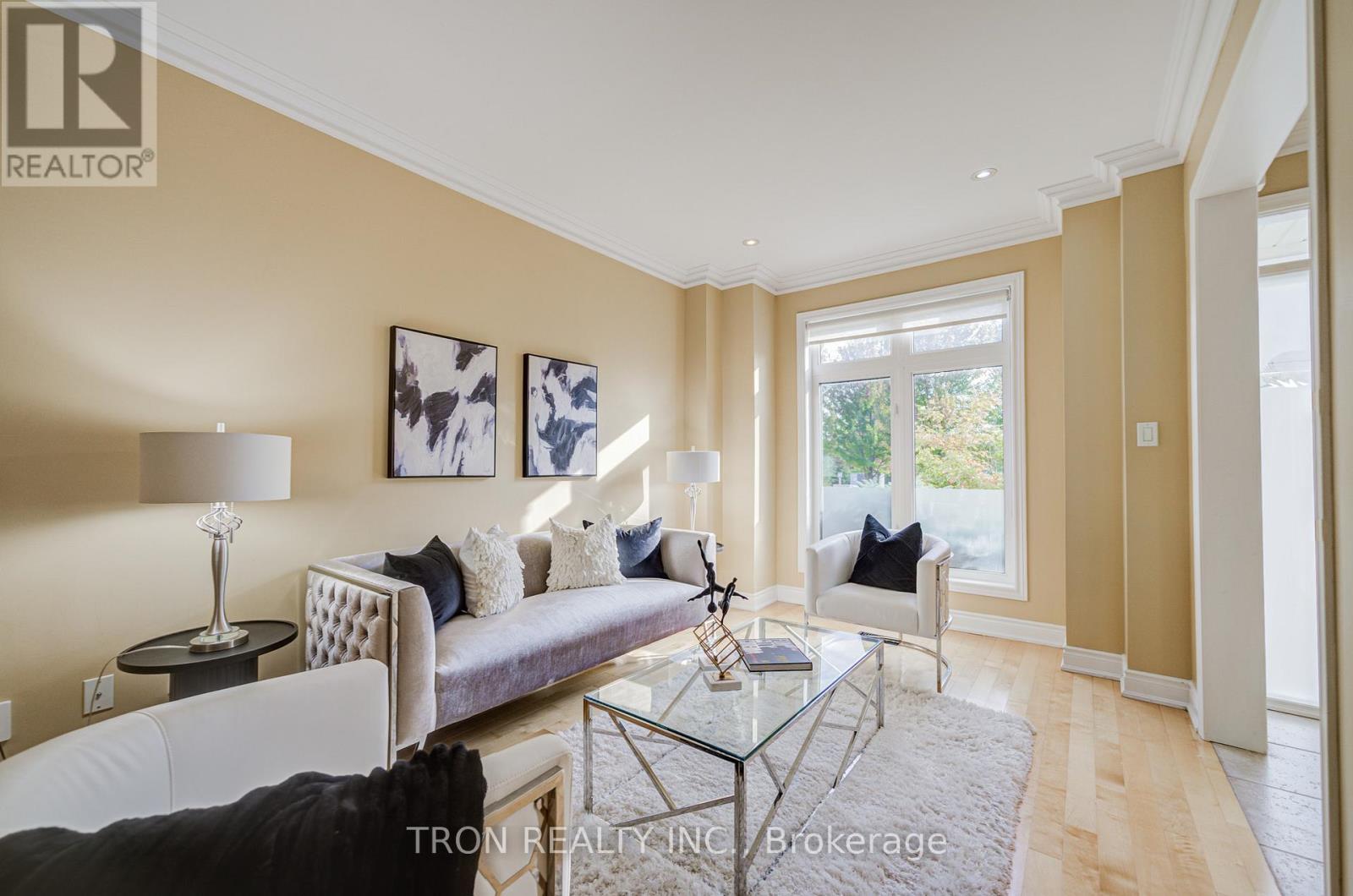 454 The Bridle Walk, Markham, Ontario  L6C 2Y3 - Photo 9 - N12408418