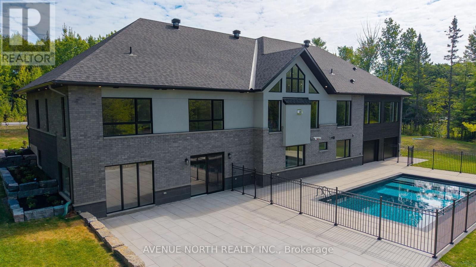 135 Cherry Hill Drive, Ottawa, Ontario  K0A 1L0 - Photo 46 - X12410846