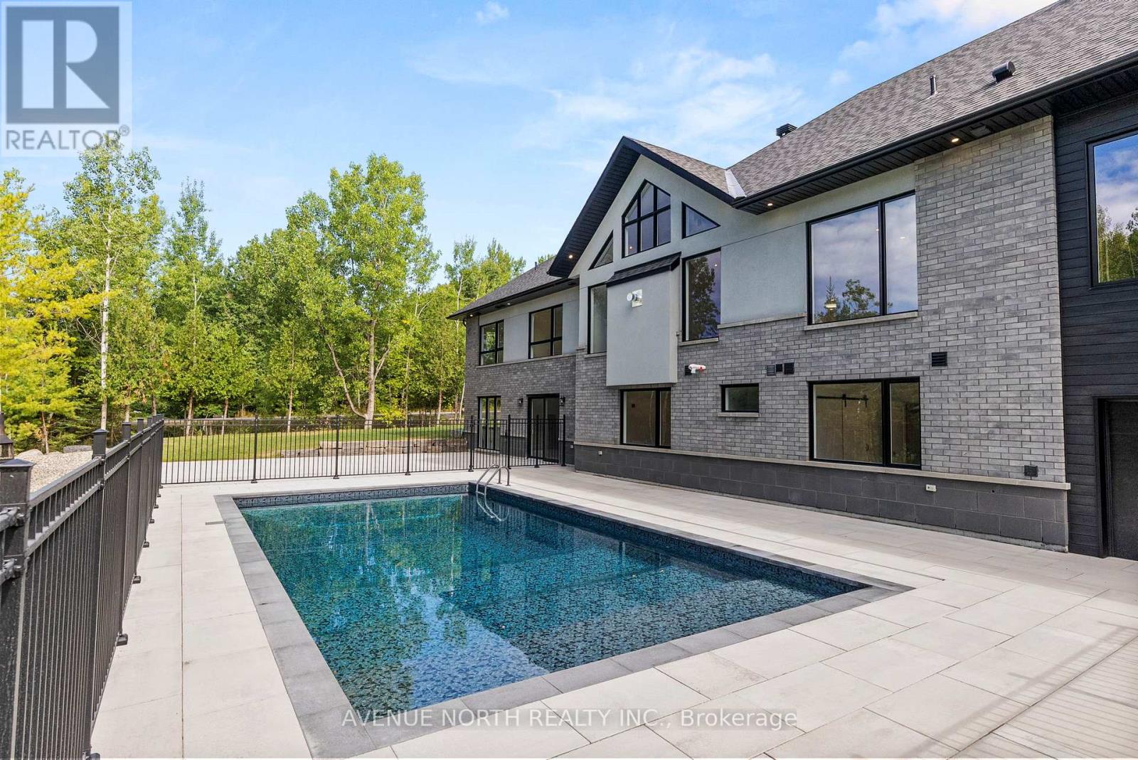 135 Cherry Hill Drive, Ottawa, Ontario  K0A 1L0 - Photo 48 - X12410846