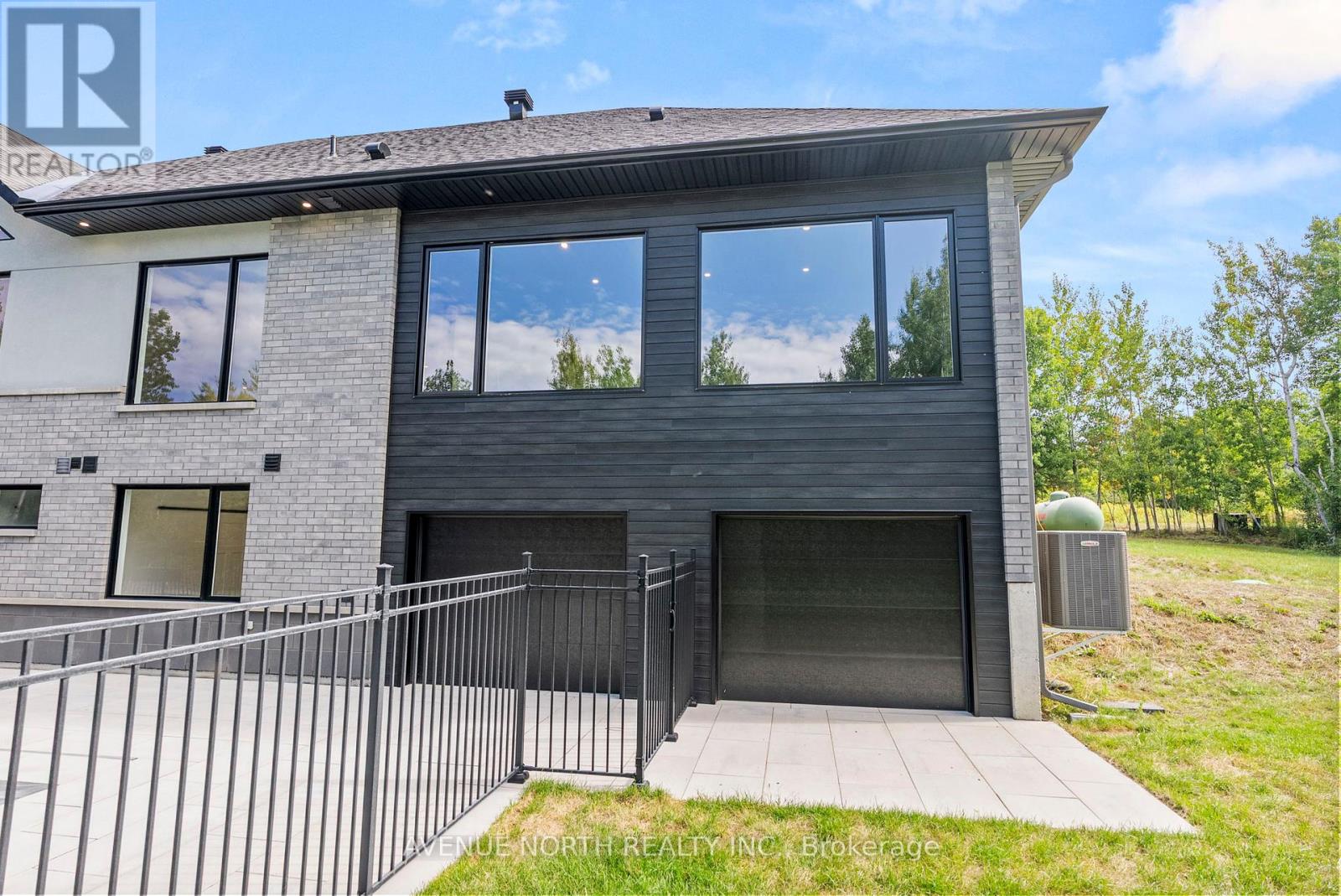 135 Cherry Hill Drive, Ottawa, Ontario  K0A 1L0 - Photo 49 - X12410846