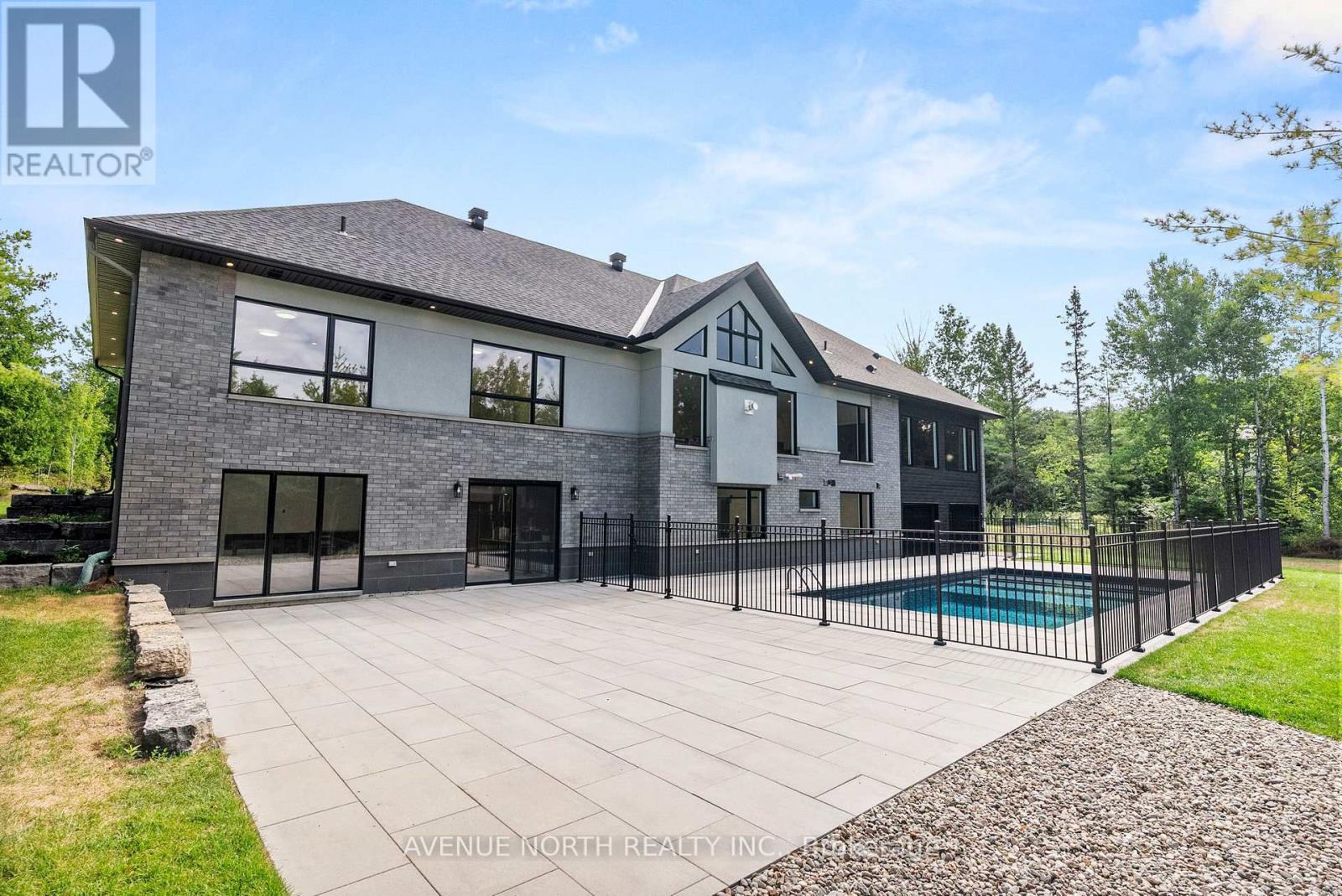 135 Cherry Hill Drive, Ottawa, Ontario  K0A 1L0 - Photo 50 - X12410846