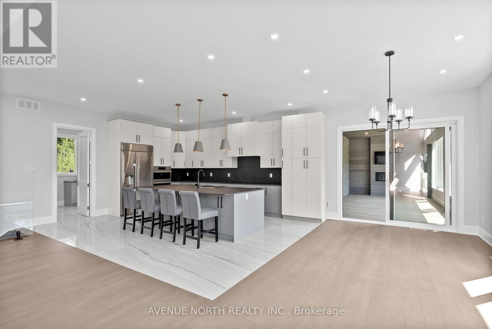 135 Cherry Hill Drive, Ottawa, Ontario  K0A 1L0 - Photo 9 - X12410846