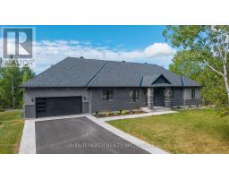 135 CHERRY HILL DRIVE, Ottawa, Ontario