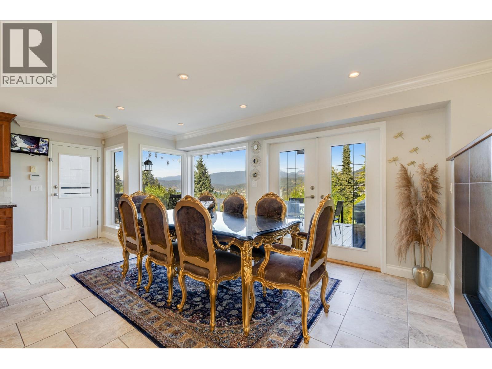 2329 Oneida Drive, Coquitlam, British Columbia  V3J 7A7 - Photo 10 - R3048060