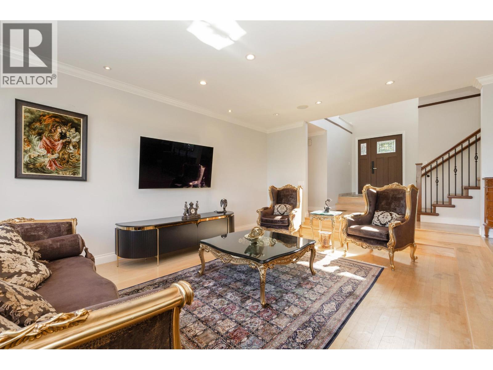 2329 Oneida Drive, Coquitlam, British Columbia  V3J 7A7 - Photo 4 - R3048060