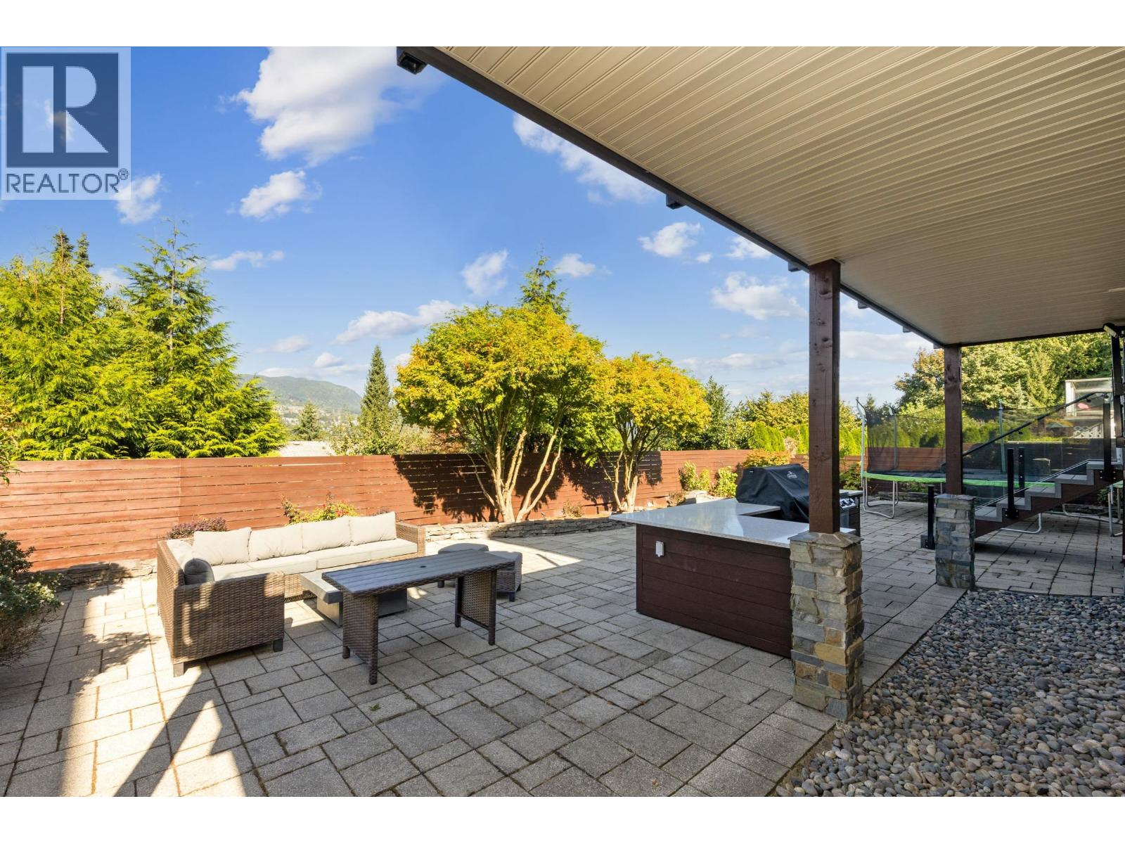 2329 Oneida Drive, Coquitlam, British Columbia  V3J 7A7 - Photo 32 - R3048060