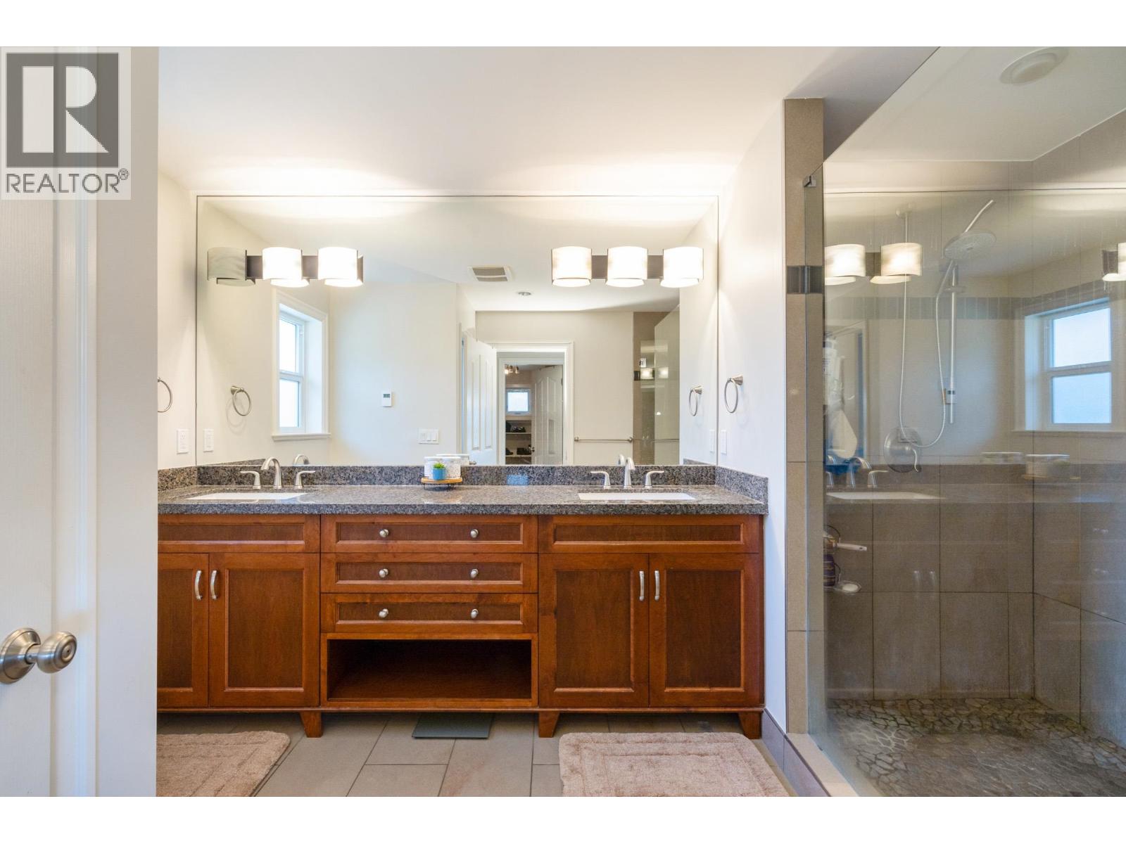 2329 Oneida Drive, Coquitlam, British Columbia  V3J 7A7 - Photo 20 - R3048060