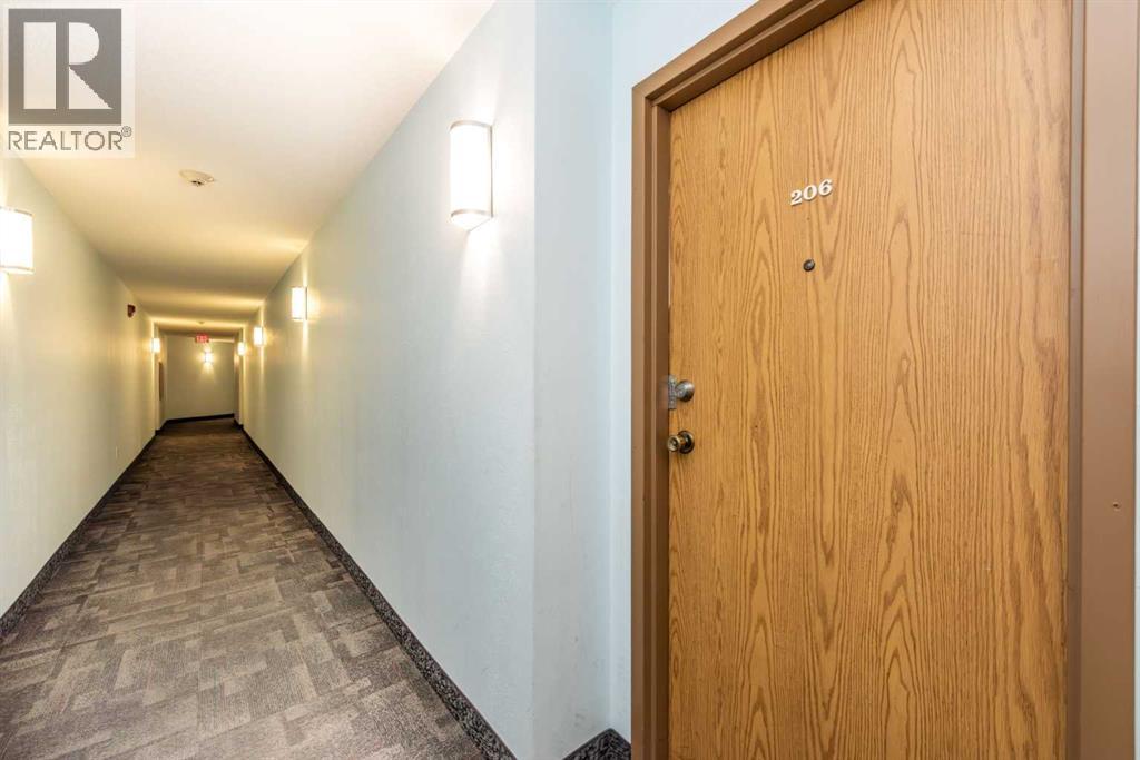 206, 333 Garry Crescent Ne, Calgary, Alberta  T2K 5X1 - Photo 5 - A2258095
