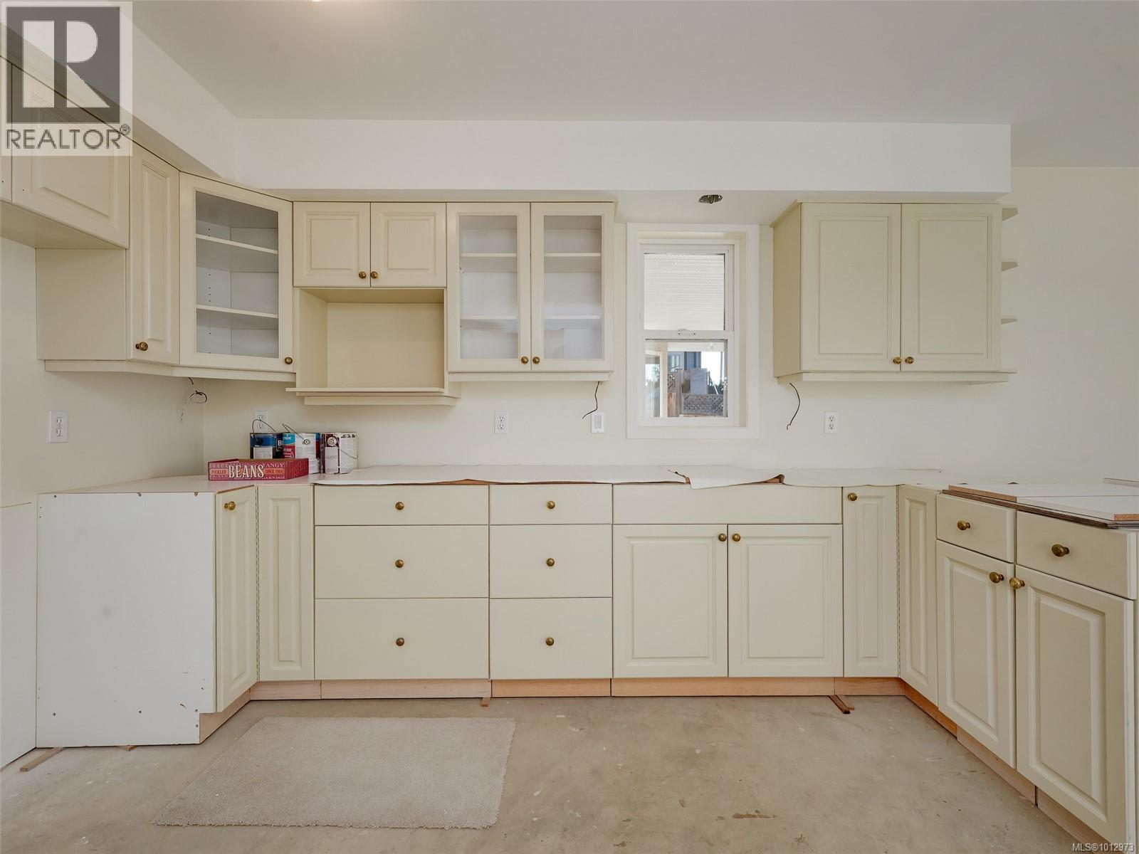 877 Beckwith Ave, Saanich, British Columbia  V8X 3S2 - Photo 30 - 1012973