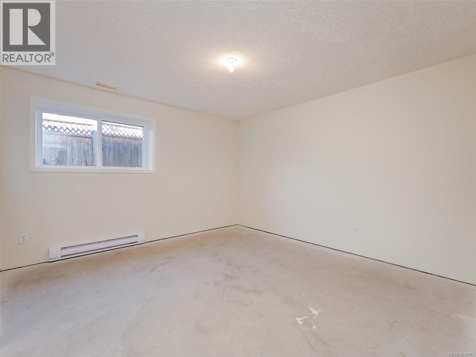 877 Beckwith Ave, Saanich, British Columbia  V8X 3S2 - Photo 32 - 1012973