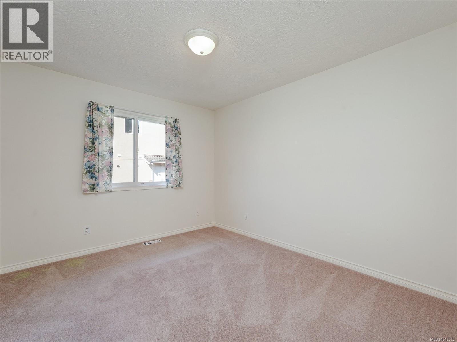 877 Beckwith Ave, Saanich, British Columbia  V8X 3S2 - Photo 26 - 1012973