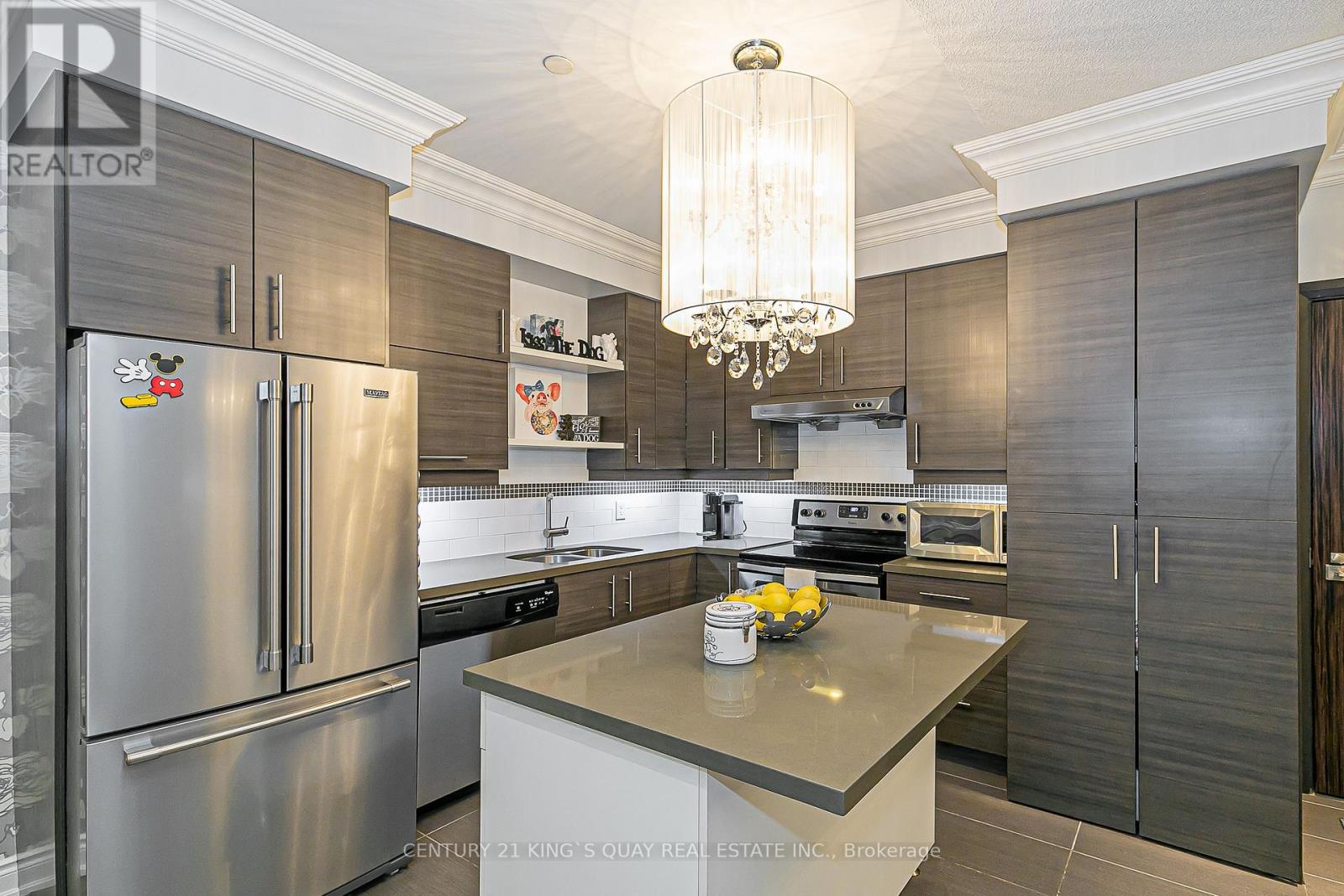 103 - 277 South Park Road, Markham, Ontario  L3T 0B7 - Photo 7 - N12410839