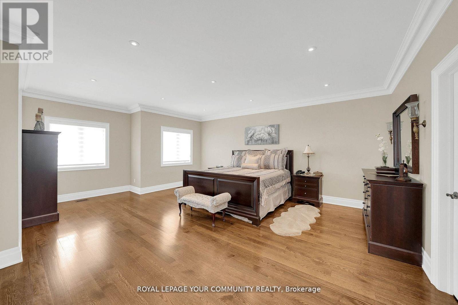 76 Elm Grove Avenue, Richmond Hill, Ontario  L4E 2W8 - Photo 20 - N12410854