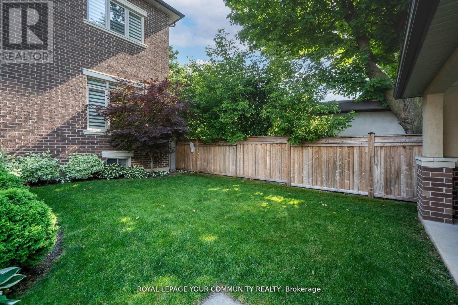 76 Elm Grove Avenue, Richmond Hill, Ontario  L4E 2W8 - Photo 34 - N12410854