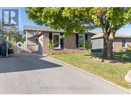 53 CHRISTIE CRESCENT, Barrie, Ontario