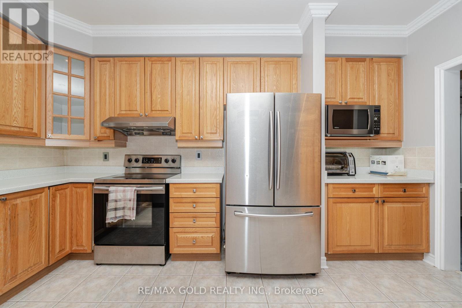 2 Treeview Crescent, Caledon, Ontario  L7C 1E2 - Photo 15 - W12405388