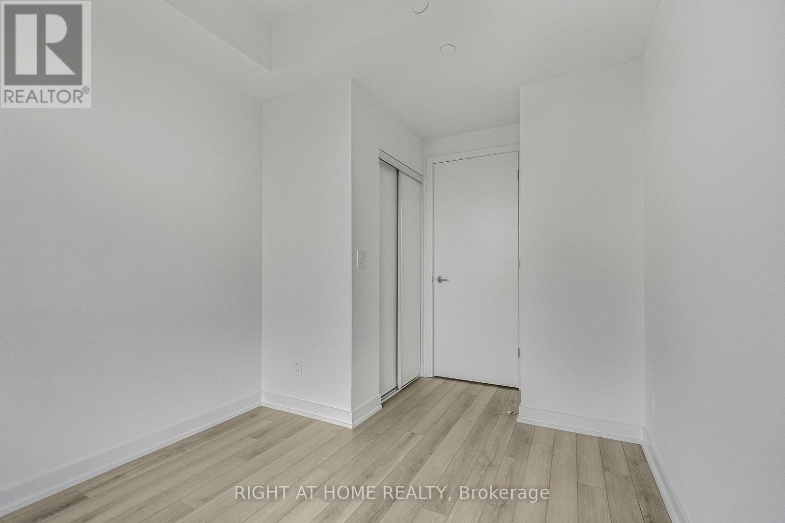 609 - 3079 Trafalgar Road, Oakville, Ontario  L6H 8C5 - Photo 20 - W12410856
