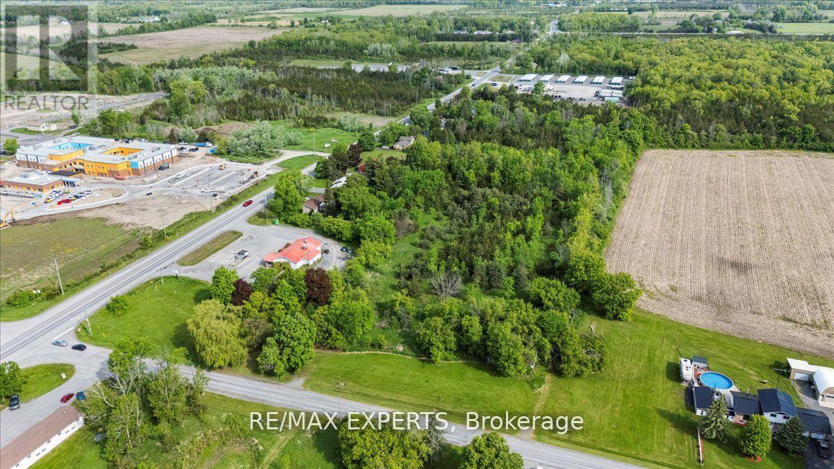 19 Vanluven Road, Greater Napanee, Ontario  K7R 3L2 - Photo 6 - X12410840