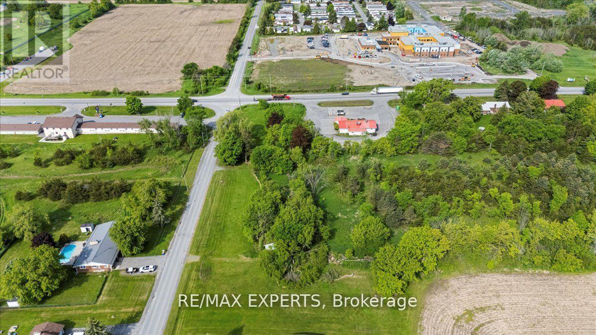 19 Vanluven Road, Greater Napanee, Ontario  K7R 3L2 - Photo 9 - X12410840