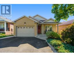 55 AMORE BOULEVARD, Hamilton, Ontario