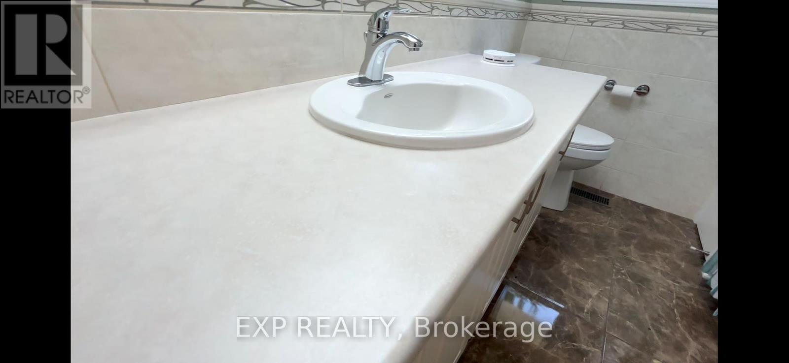 66 Queensline Drive, Ottawa, Ontario  K2H 7J5 - Photo 42 - X12402391