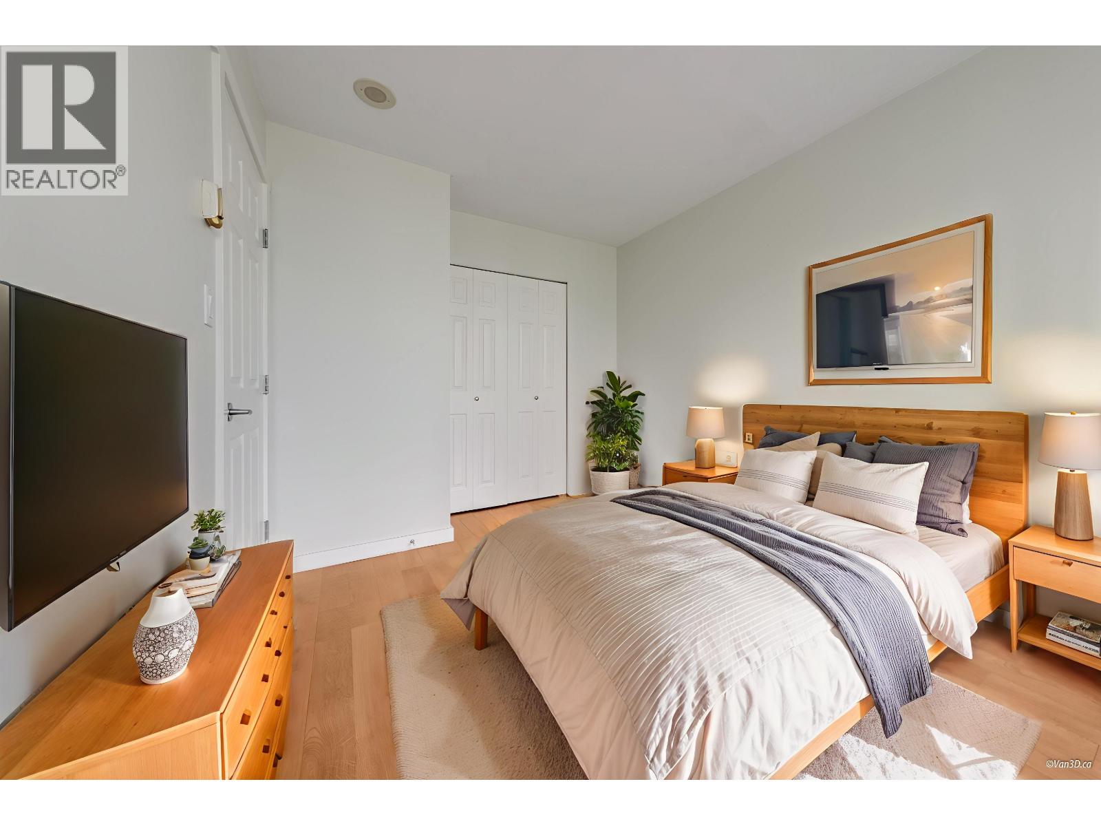 701 1420 W Georgia Street, Vancouver, British Columbia  V6G 3K4 - Photo 3 - R3049389
