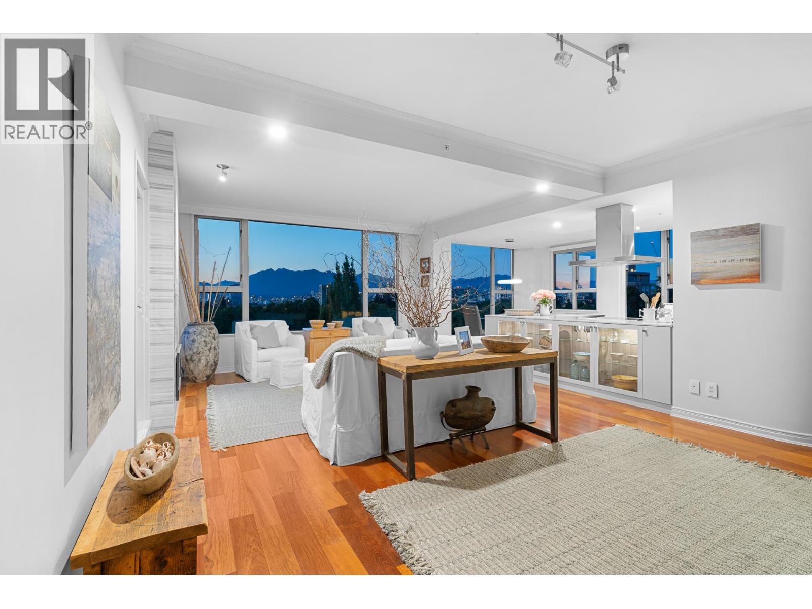 700 1788 W 13th Avenue, Vancouver, British Columbia  V6J 2H1 - Photo 3 - R3049395