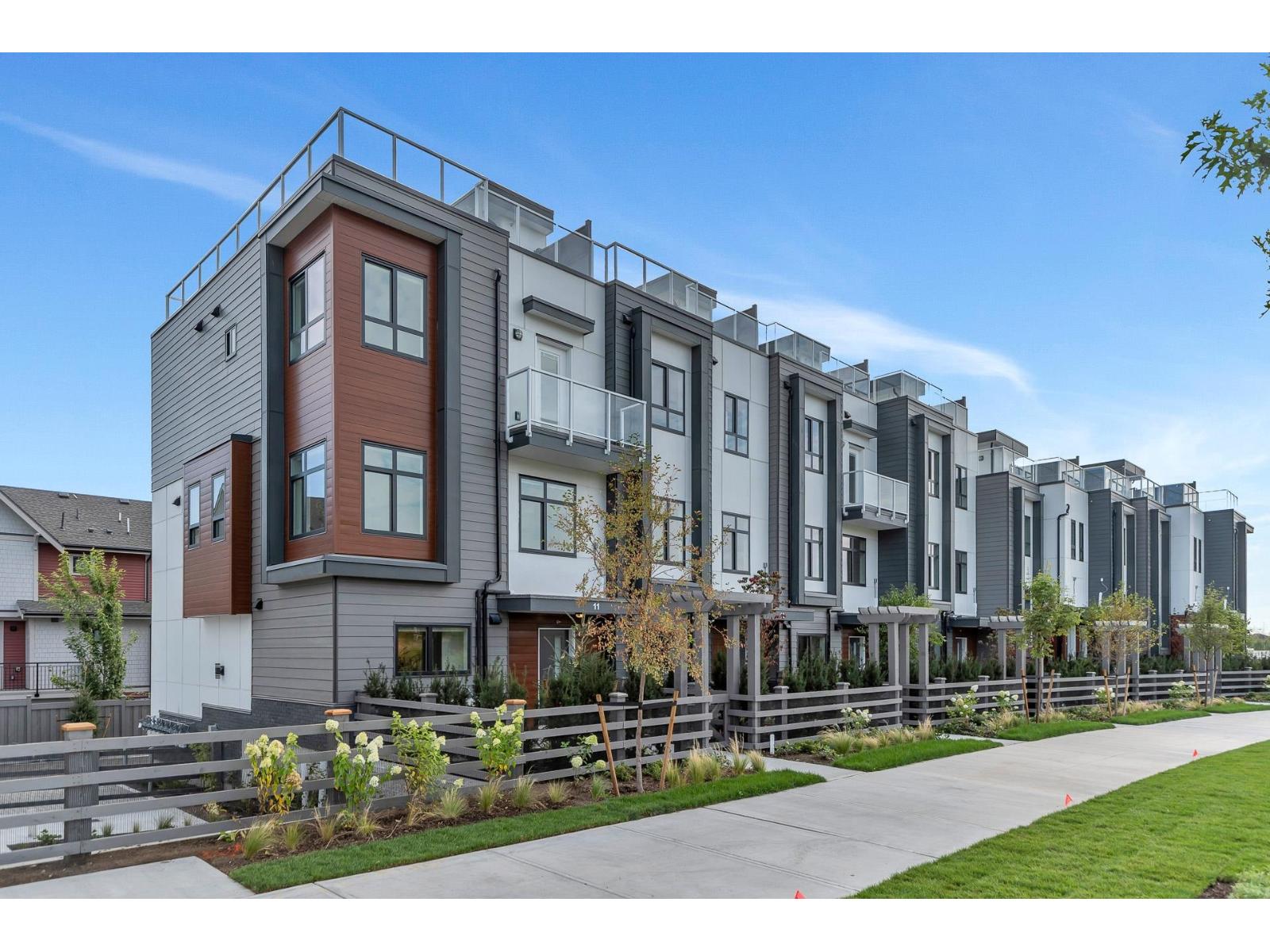 11 6983 204 STREET, langley, British Columbia