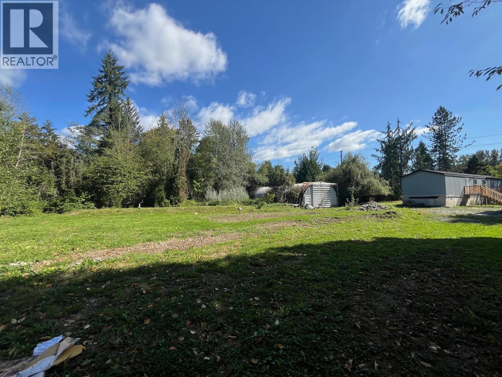 25511 Dewdney Trunk Road, Maple Ridge, British Columbia  V4R 1X8 - Photo 2 - R3049405