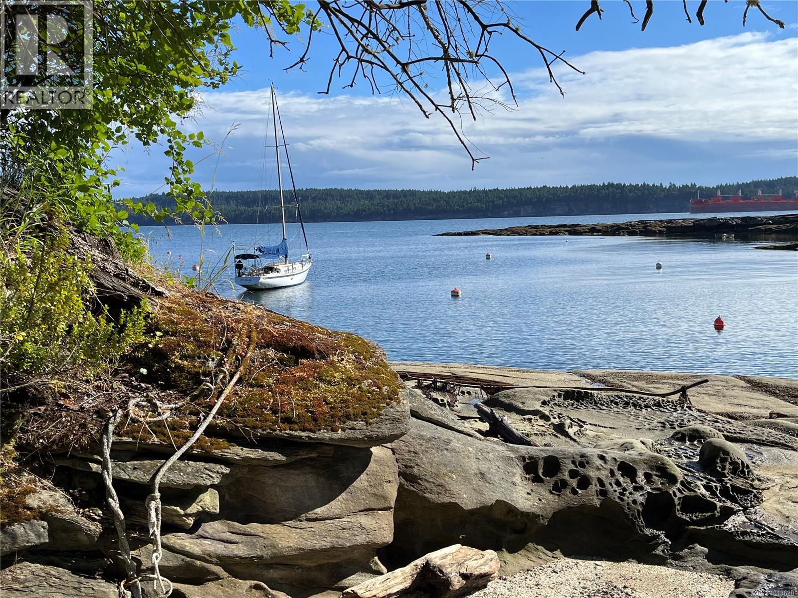 LT 32 Ruxton Island, Ruxton Island, British Columbia