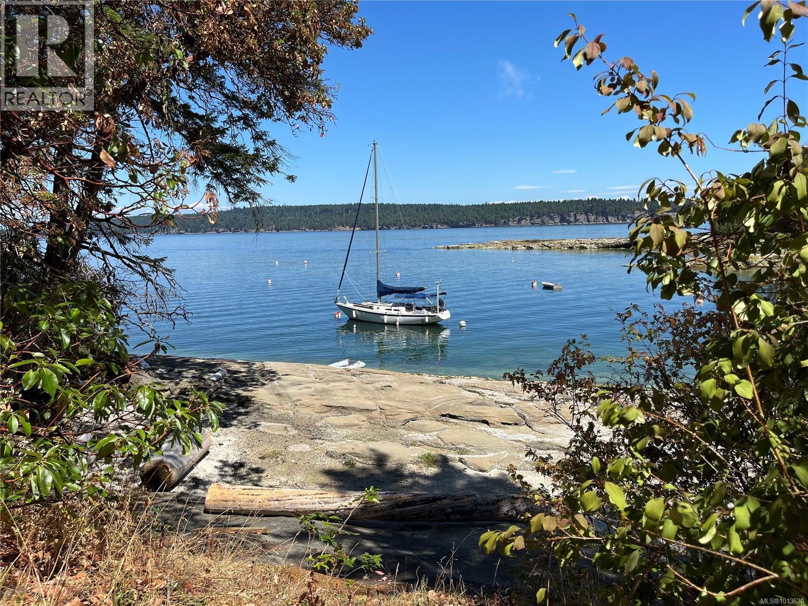 Lt 32 Ruxton Island, Ruxton Island, British Columbia  V0V 0V0 - Photo 4 - 1013620