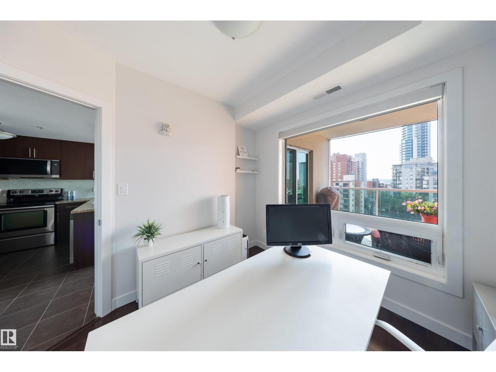 #905 10055 118 St Nw, Edmonton, Alberta  T5K 0C1 - Photo 12 - E4458228