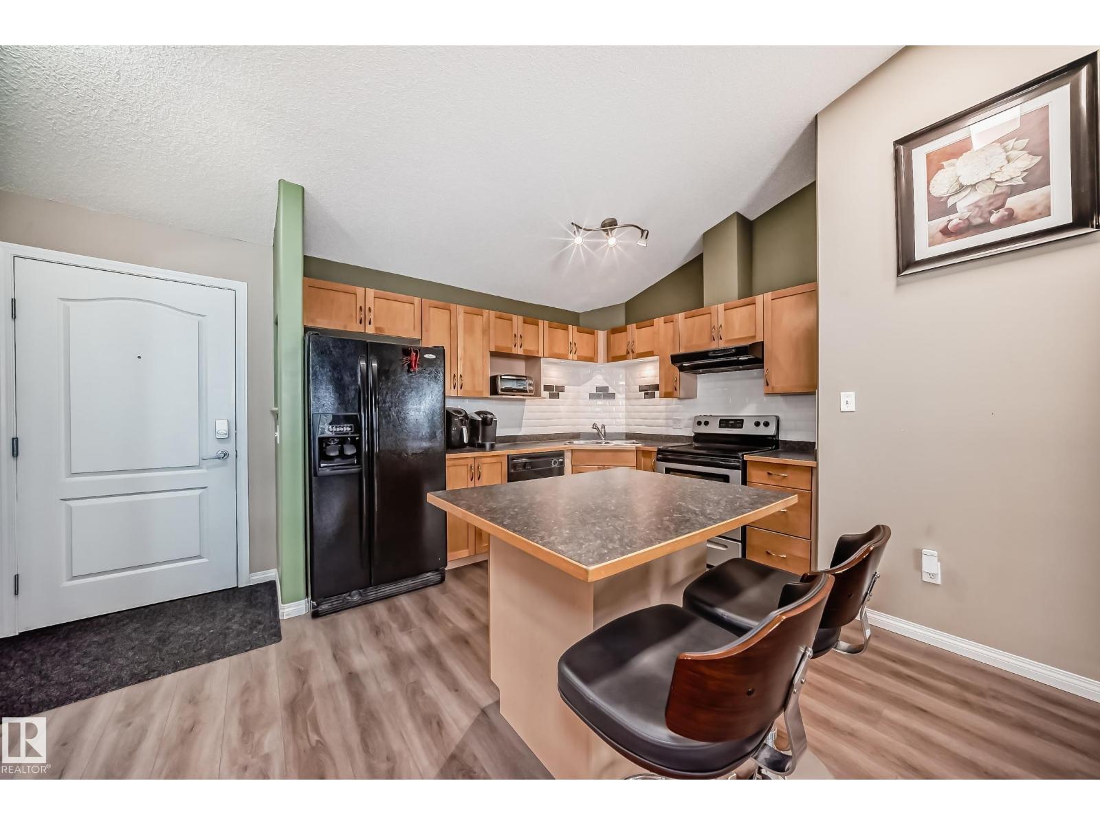 #403 5340 199 St Nw, Edmonton, Alberta  T6M 0A5 - Photo 3 - E4458233