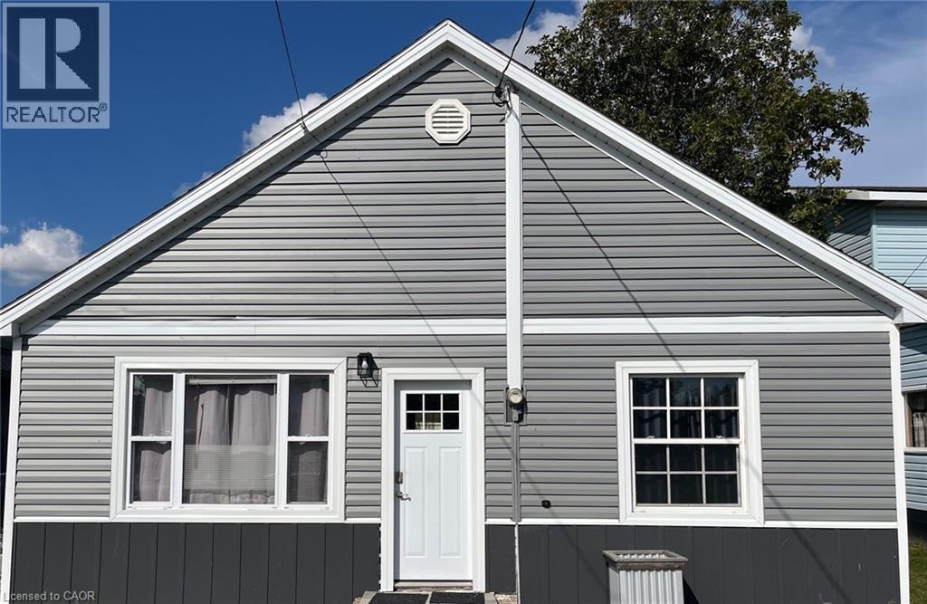 18 QUARRY Street, Hagersville, Ontario