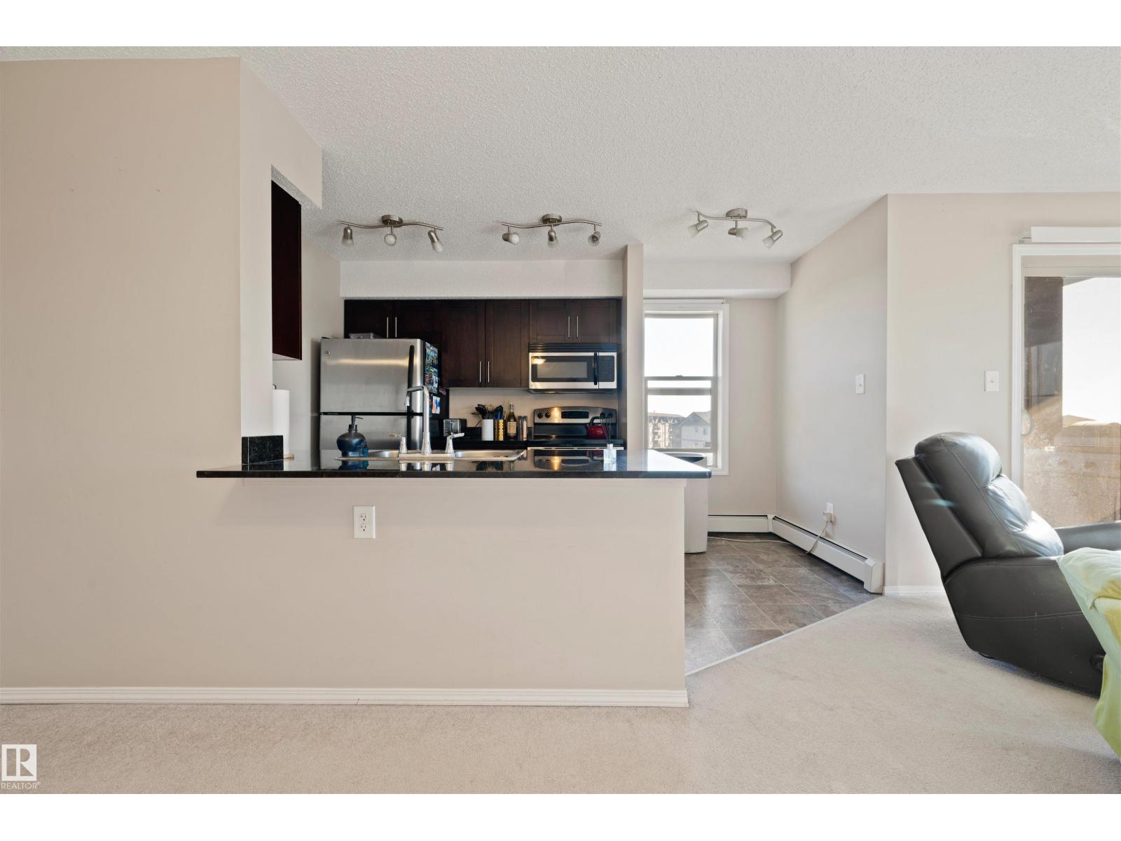#402 1080 Mcconachie Blvd Nw, Edmonton, Alberta  T5Y 0X2 - Photo 5 - E4458215