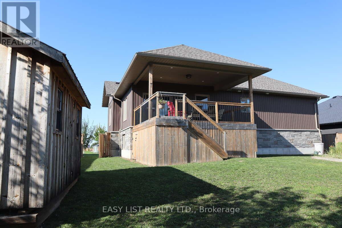 57 Chestnut Hill Crescent, Arran-Elderslie, Ontario  N0H 2N0 - Photo 11 - X12404327