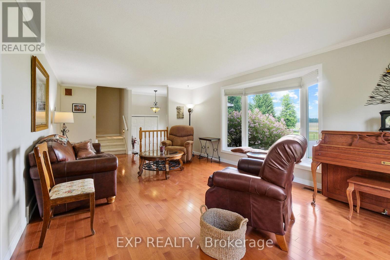 1376 Macdonald Road, Russell, Ontario  K4R 0K1 - Photo 3 - X12410921