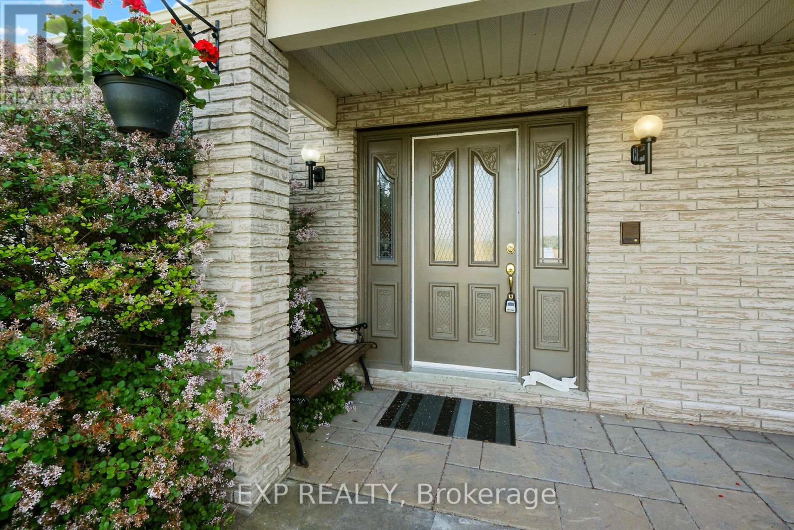 1376 Macdonald Road, Russell, Ontario  K4R 0K1 - Photo 35 - X12410921