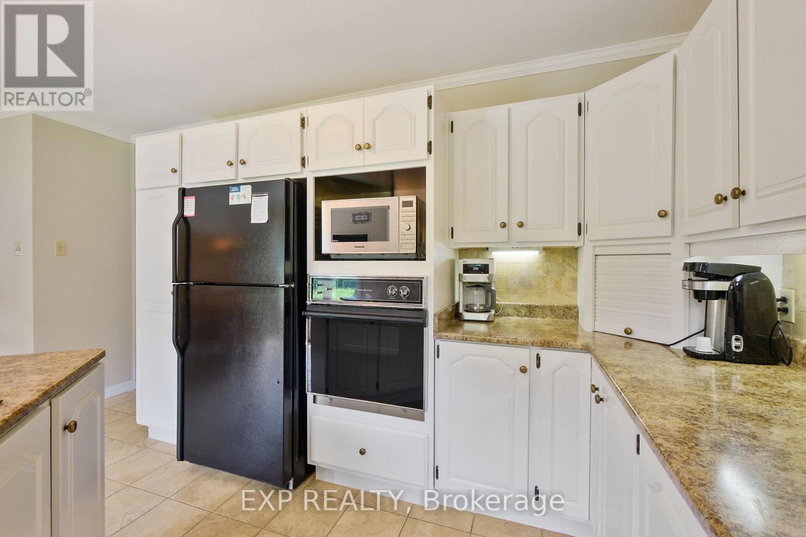 1376 Macdonald Road, Russell, Ontario  K4R 0K1 - Photo 9 - X12410921