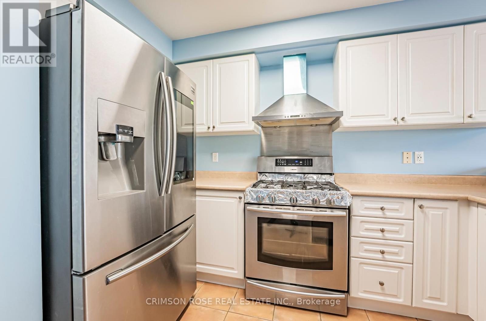 33 - 1290 Heritage Way, Oakville, Ontario  L6M 4M4 - Photo 12 - W12410896