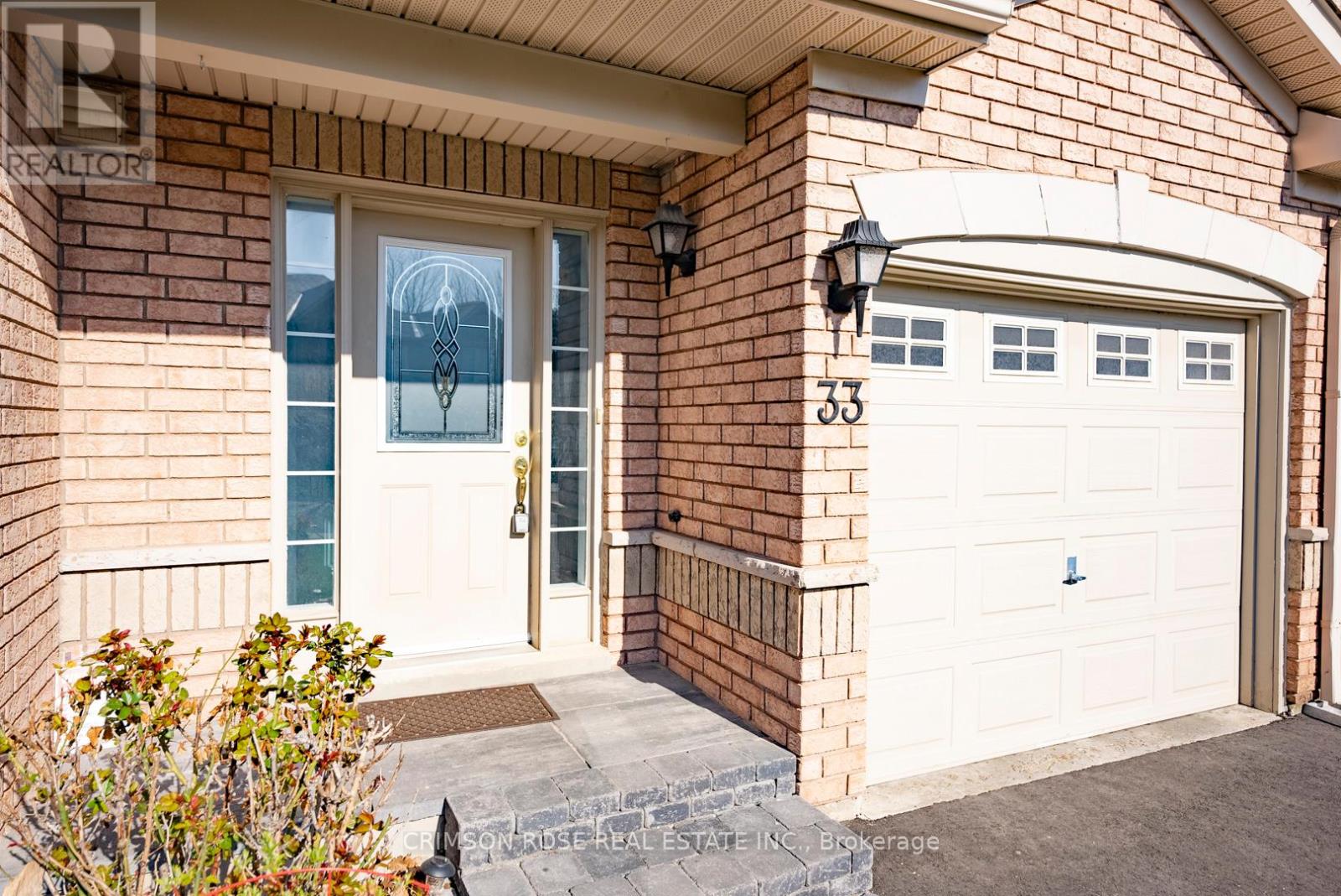 33 - 1290 Heritage Way, Oakville, Ontario  L6M 4M4 - Photo 2 - W12410896