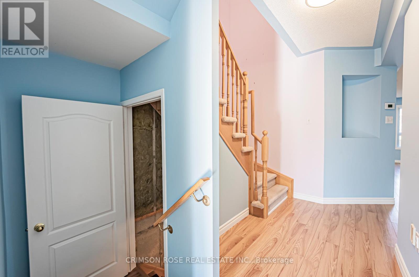 33 - 1290 Heritage Way, Oakville, Ontario  L6M 4M4 - Photo 6 - W12410896