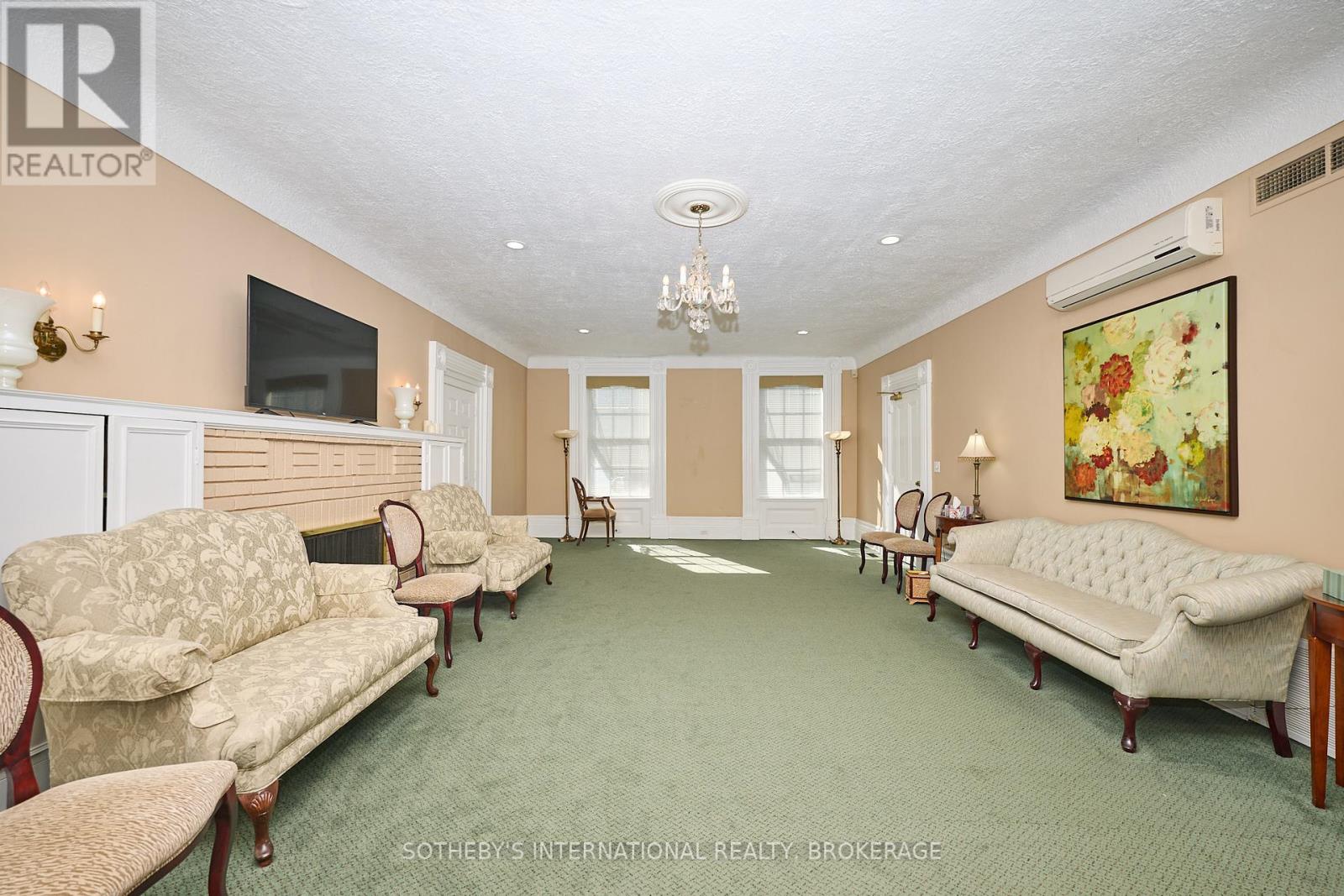 45 Court Street, St. Catharines, Ontario  L2R 4R8 - Photo 25 - X12410923