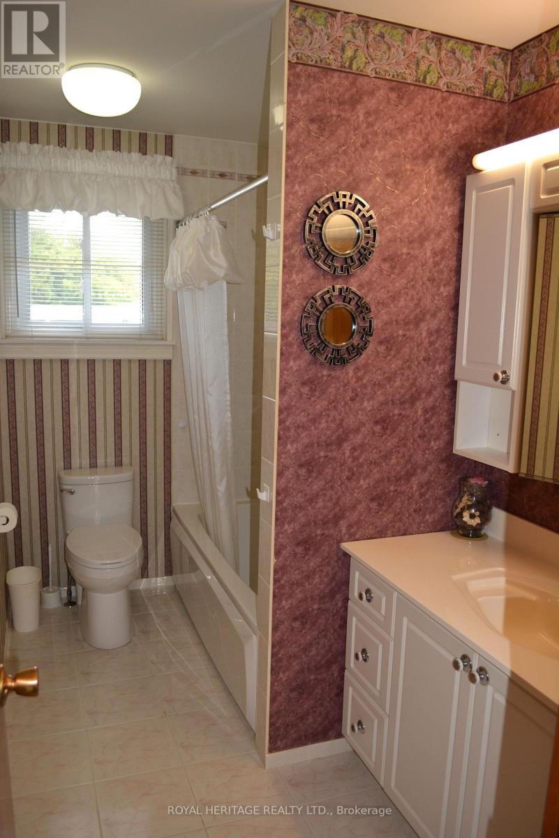 62 Brant Court, Oshawa, Ontario  L1G 4M9 - Photo 22 - E12410904