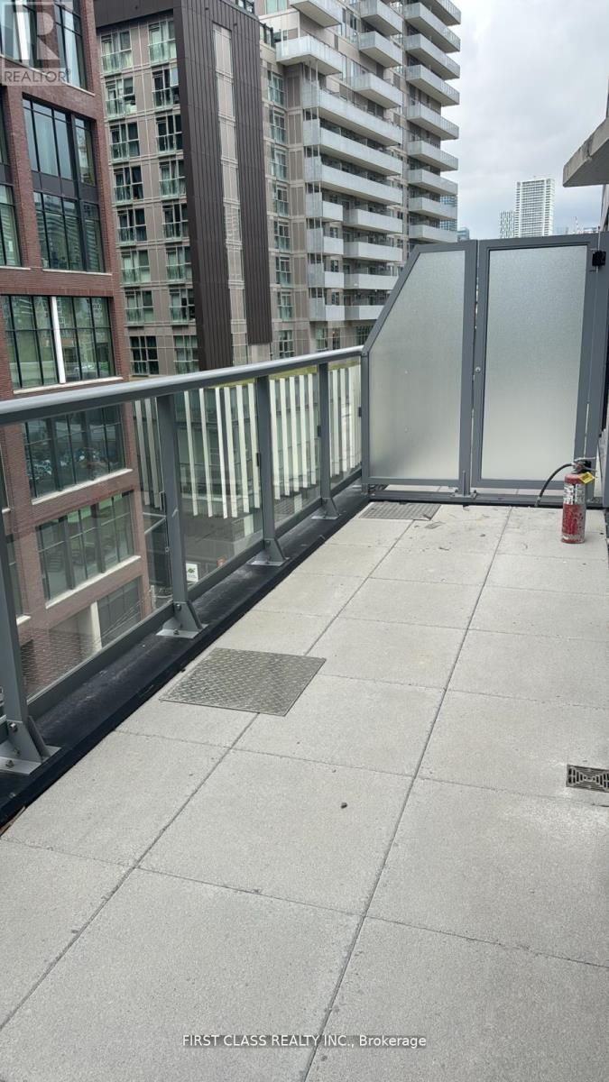 626 - 15 Richardson Street, Toronto, Ontario  M5A 0Y5 - Photo 10 - C12410917